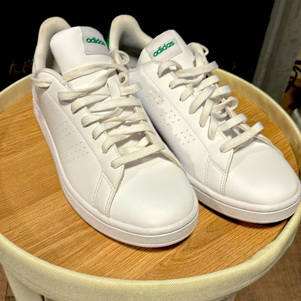 Adidas casual shoes